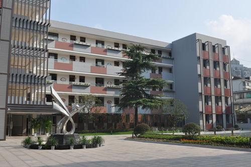 爆料网上海市第二中学视频,独家视频曝光校园风采  第1张